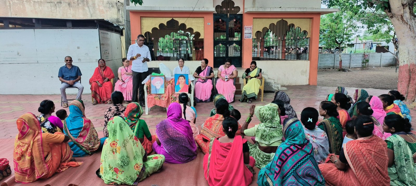 देवळाली प्रवरा येथे जागतिक एकल महिला दिन साजरा..!