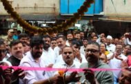शिर्डीतील पाच दिव्यांग स्टॉलचे बच्चू भाऊ यांच्या हस्ते उद्घाटन